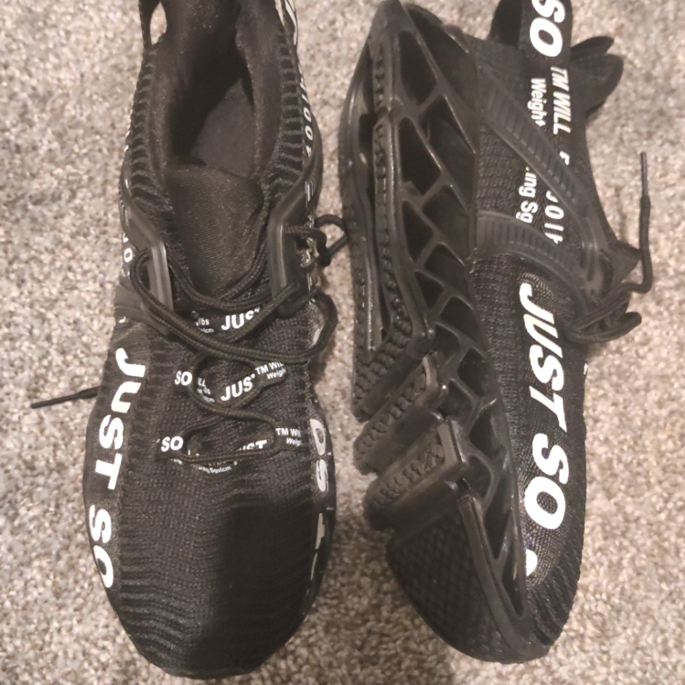 Just SO sneakers. Never worn outside.